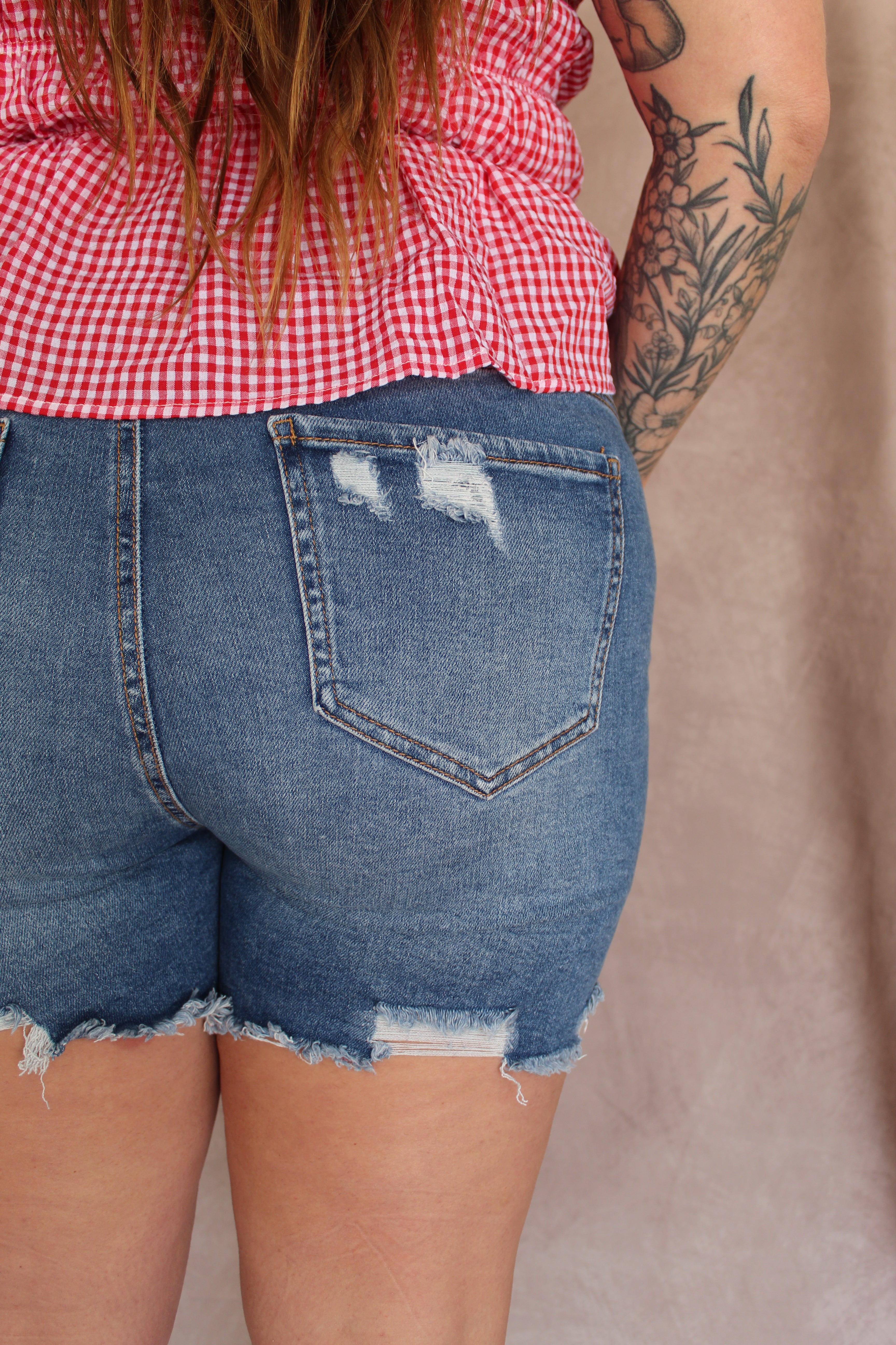 PLUS SIZE DISTRESSED DENIM MOM SHORTS