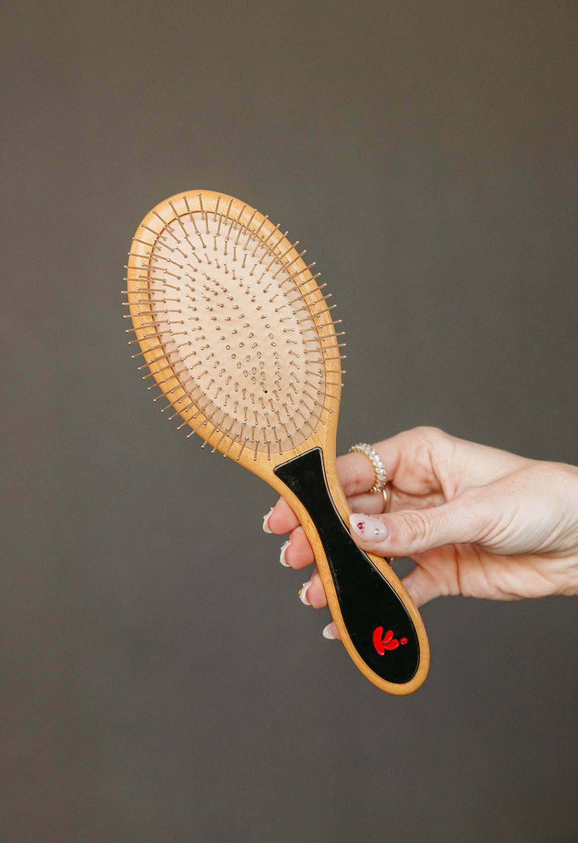 HOT MOM HAIR BRUSH + MIDI CLAW SET