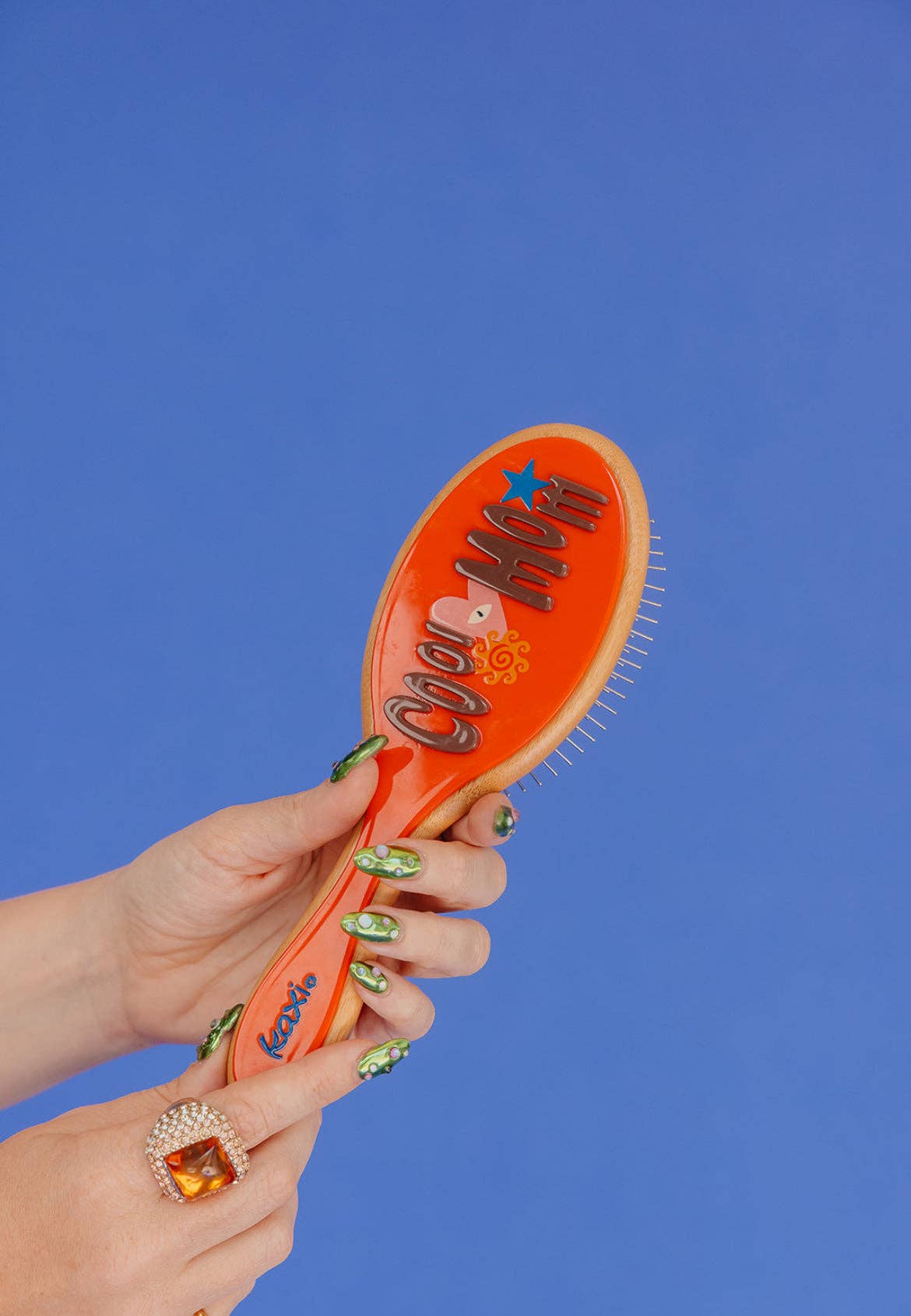 COOL MOM HAIR BRUSH + MIDI CLAW SET