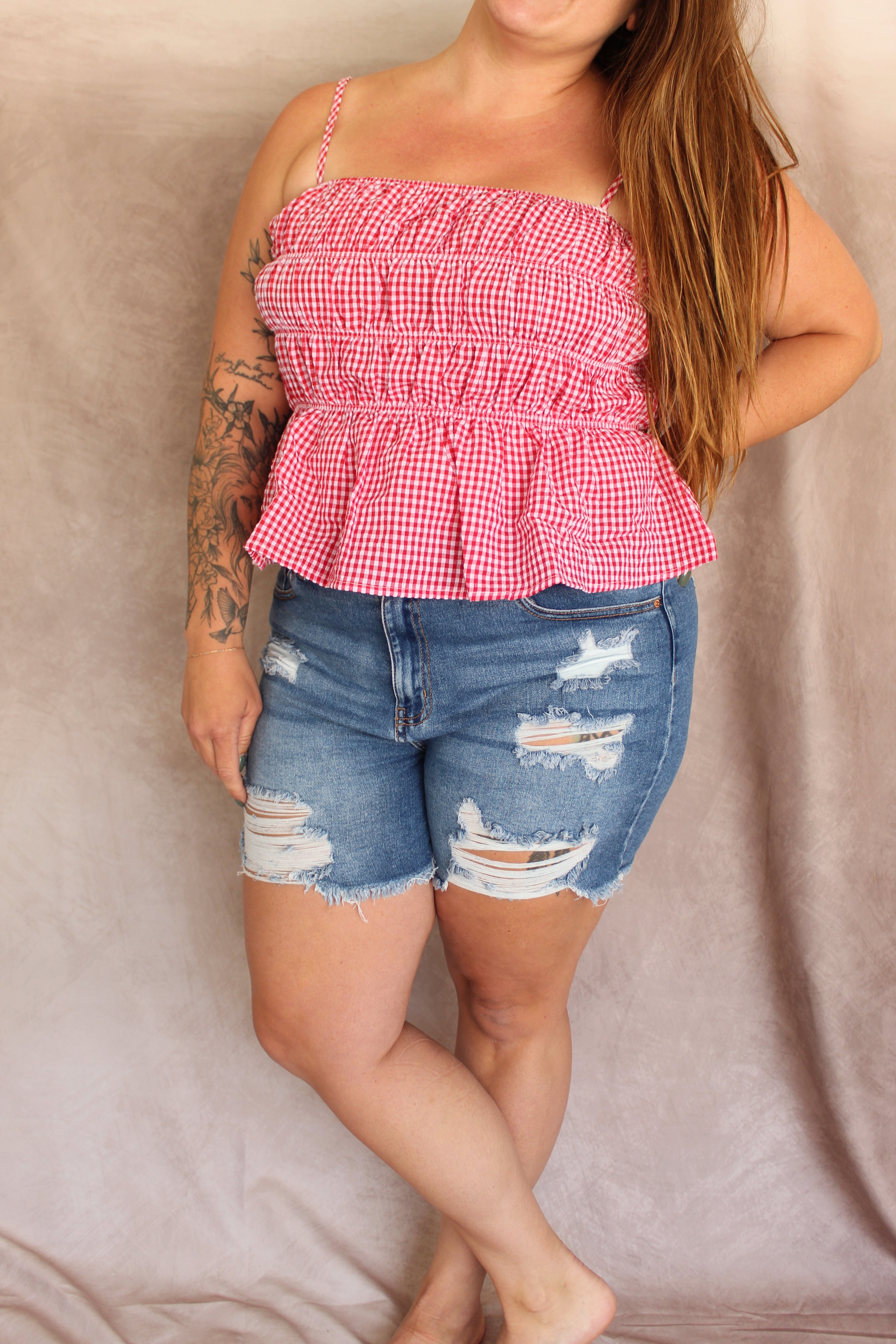 PLUS SIZE DISTRESSED DENIM MOM SHORTS